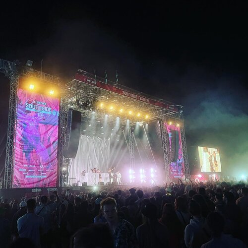Stage Management @southsidefestival for @uneedgmbh
