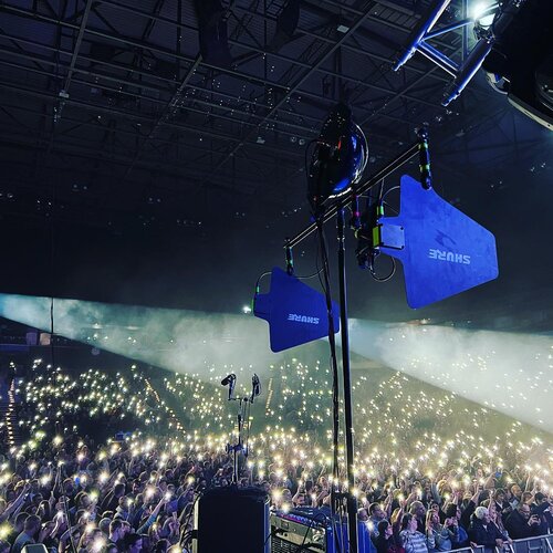 P.A. & UHF at Mini Tour Stop 5/6 with #matthiasreim for #litteventtechnik / #shuremicrophones #axientdigital #psm1000...